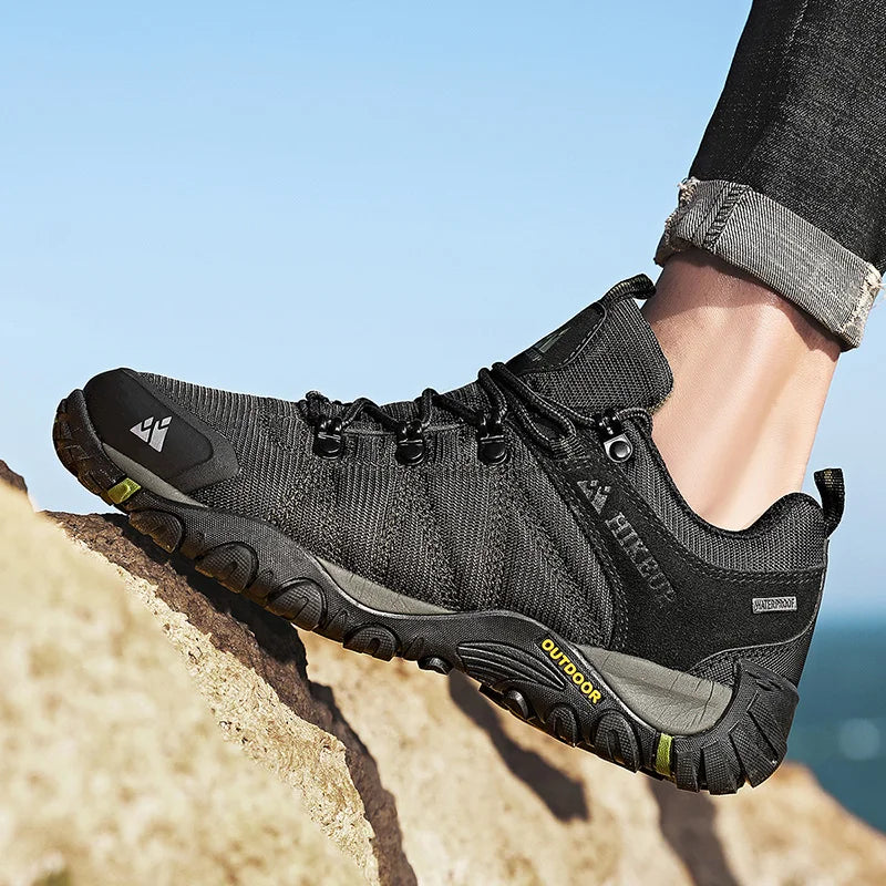 HIKEUP Non-slip Men Hiking Shoes Breathable Outdoor Wear Resistant Splashproof Climbing Men Sneaker Tourism Mountain Shoes